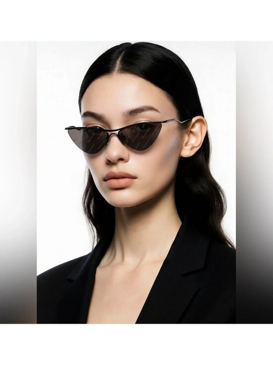 NEW AUTHENTIC Balenciaga Black Sunglasses BB0093s 001 main image 11